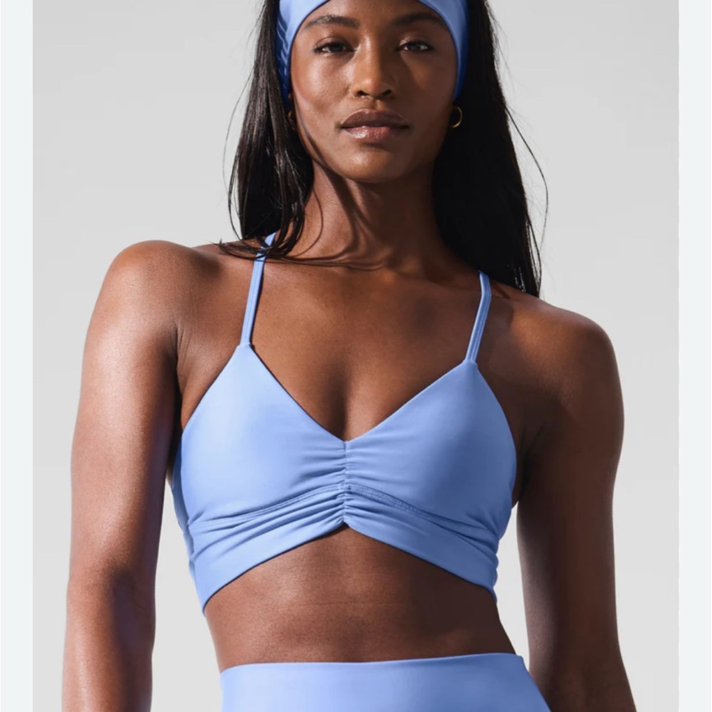 Alo- Airlift Divine Bra in Crystal Clear Blue